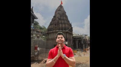 टीवी अभिनेता सिद्धार्थ निगम ने परिवार के साथ भगवान भीमाशंकर के दर्शन किए, बोले- हर हर महादेव