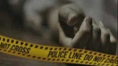 मुरैना: पत्नी और दो मासूम बच्चों की कुल्हाड़ी से हत्या, वारदात के बाद आरोपी ने ट्रेन के सामने कूदकर दी जान