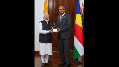 सेशेल्स ने पीएम मोदी को ‘गार्डियन ऑफ द ब्लू होराइजन’ उपाधि से सम्मानित किया